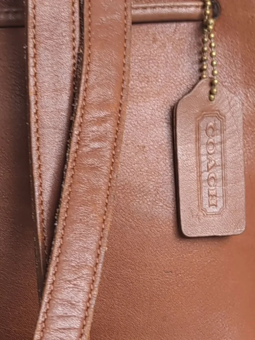 Vintage Coach Leather Daypack Backpack 9960, British tan - Picture 4 of 12